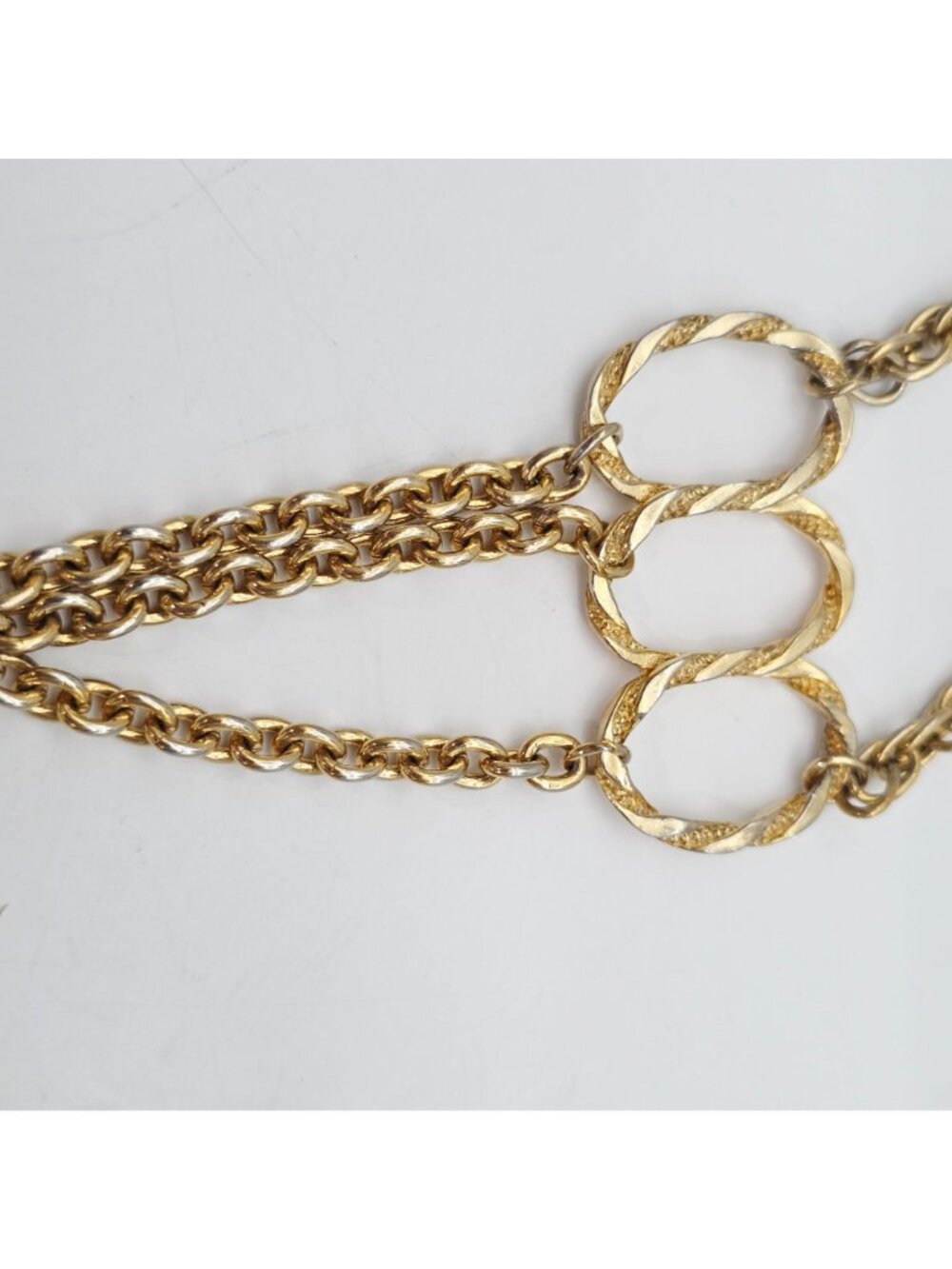 Gold-Tone Chain Necklace Triple Oval Rings & Tassel Pendant Lobster Clasp 20" - Picture 5 of 6